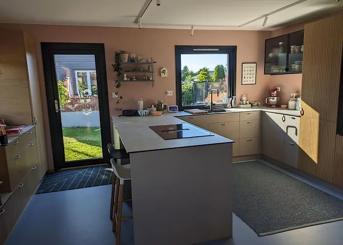 Villa, Walking Distance From Ons